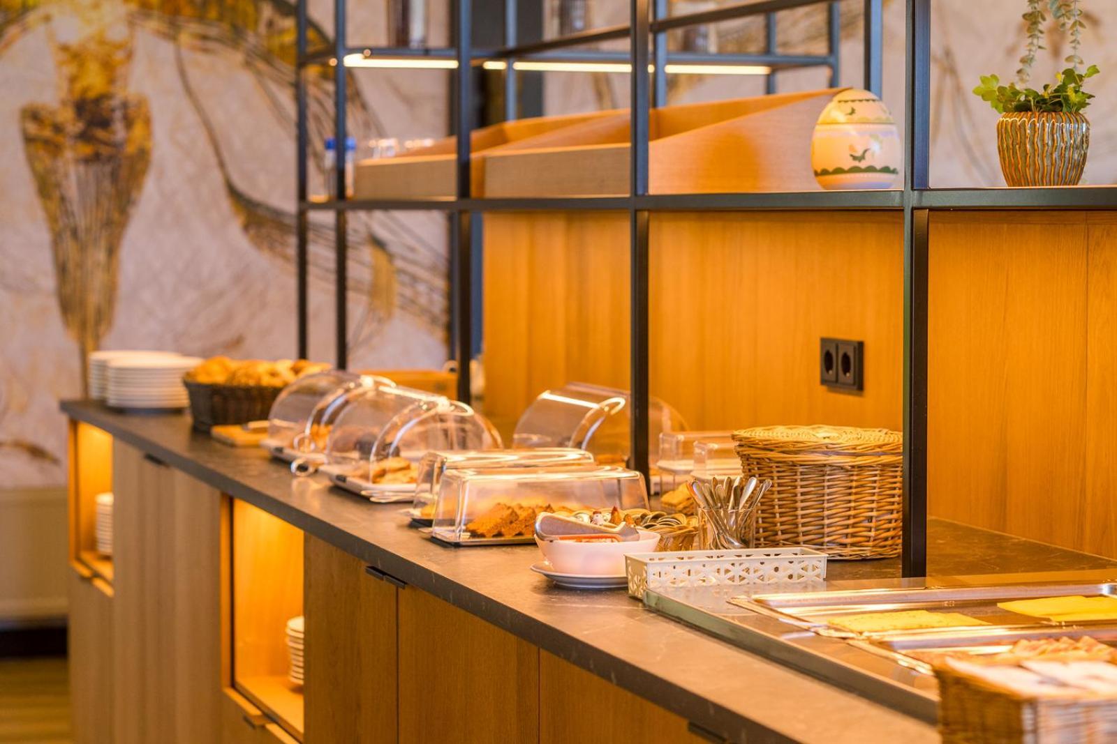 Hotel Hofker เนส ภายนอก รูปภาพ